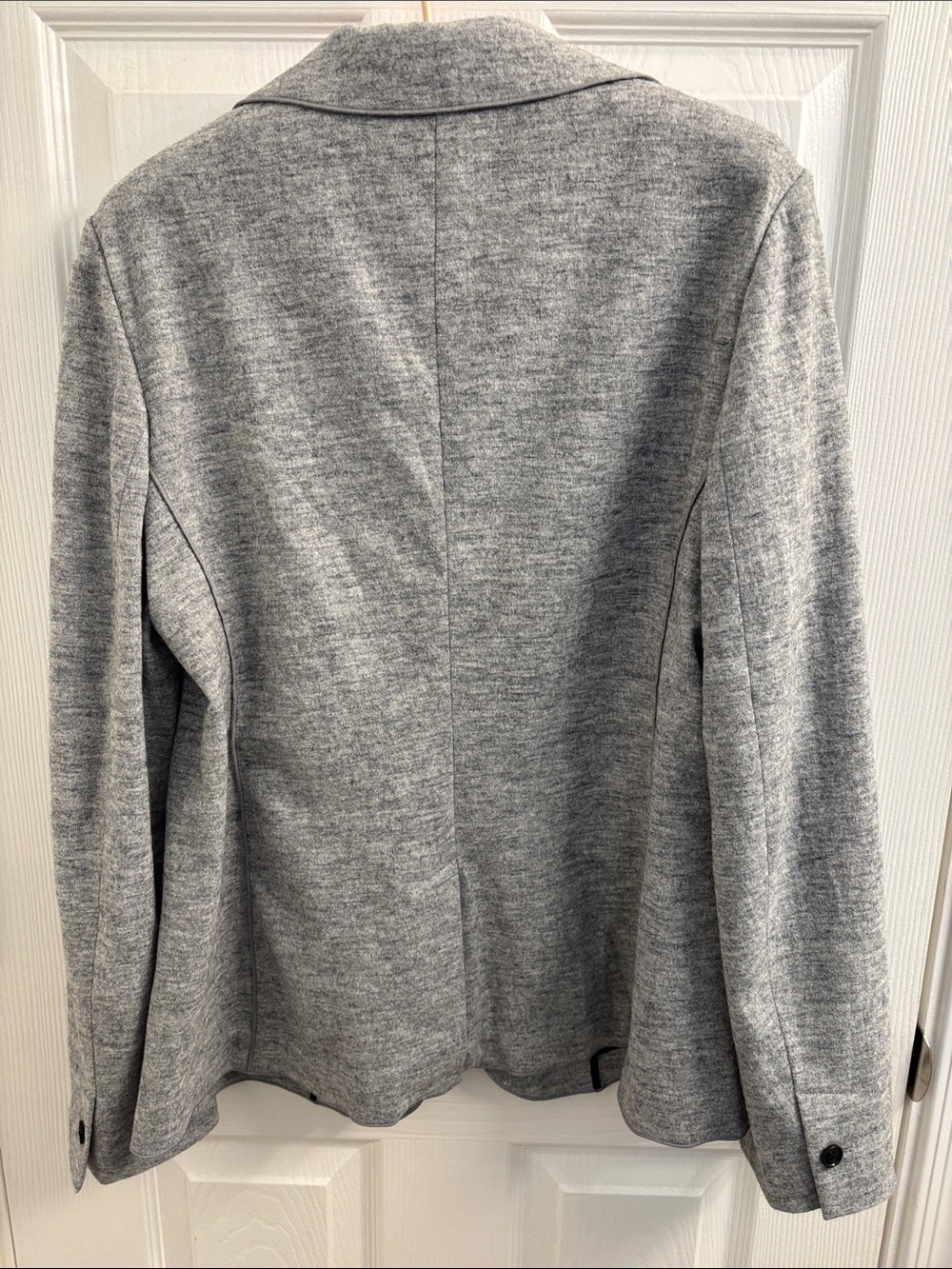 NWT Banana Republic Light Gray Knit/Wool Long and Lean Blazer - Perfect Size 12 - Picture 10 of 16